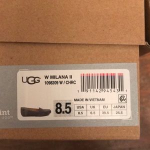 Charcoals UGG moccasins size 8.5